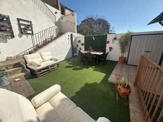 Casa adosada en venta en Singuerlín - Can Franquesa - Les Oliveres en Santa Coloma de Gramanet