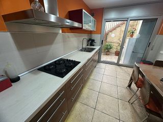Casa adosada en venta en Singuerlín - Can Franquesa - Les Oliveres en Santa Coloma de Gramanet
