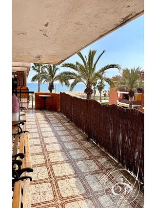 Ático en venta en Lluminetes en Castelldefels