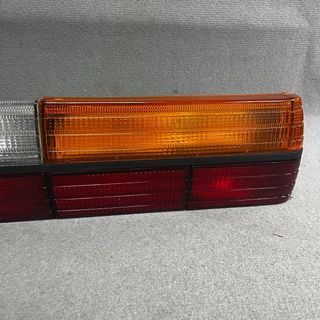 Piloto trasero derecho audi 80 b2 sedan