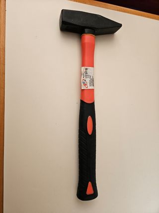  MARTILLO DE CARPINTERO 