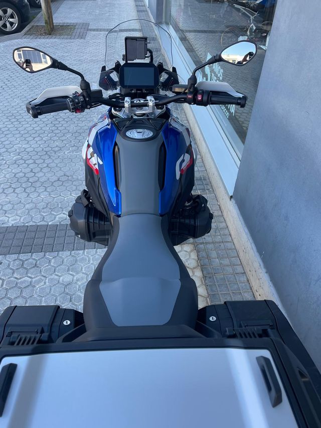 dasMoto vende BMW R1300GS TROPHY (2024) 17 mil km