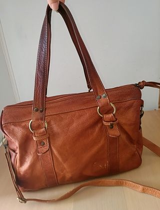 Bolso cuero lavado, artesanal,muy bueno.