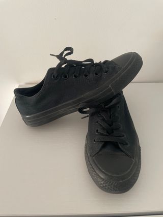 Converse negras