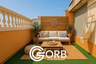 Casa adosada en venta en Els Molins en Mataró