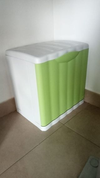porta rifiuti 