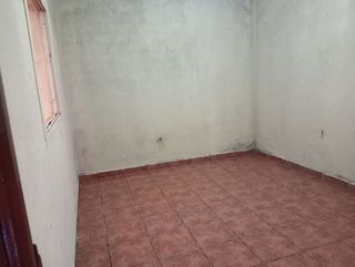Piso en venta en La Granja-La Colina-Los Pastores en Algeciras