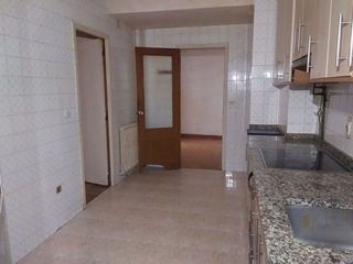 Piso en venta en Ribadavia