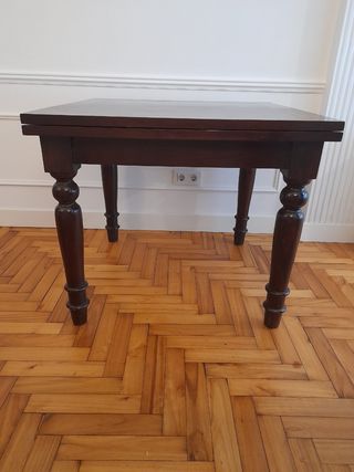 Mesa maciza extensible