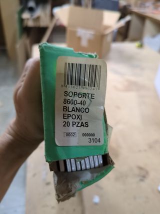 Escuadras-soportes baldas