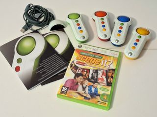 Juego Xbox 360 SceneIt y mandos