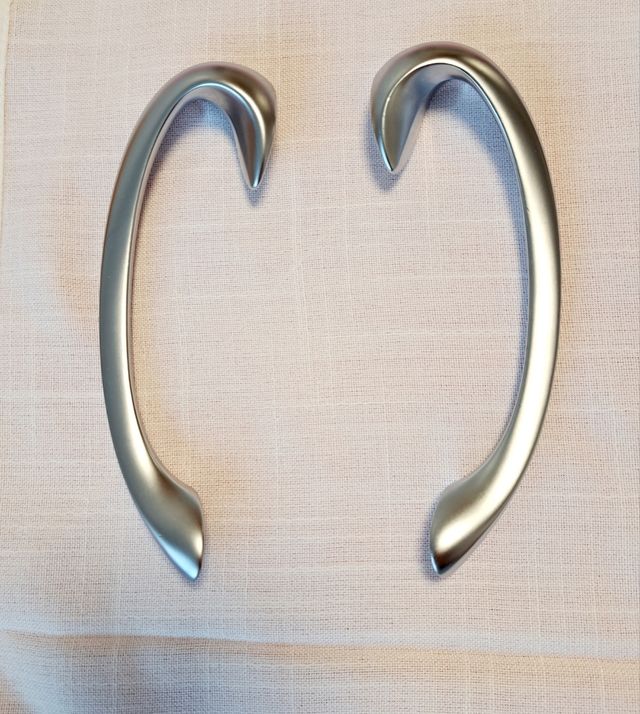 Tiradores cocina plateados