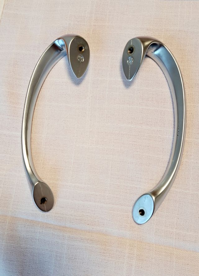 Tiradores cocina plateados