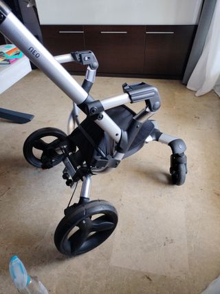 Sillita bebe Chasís Concord Neo