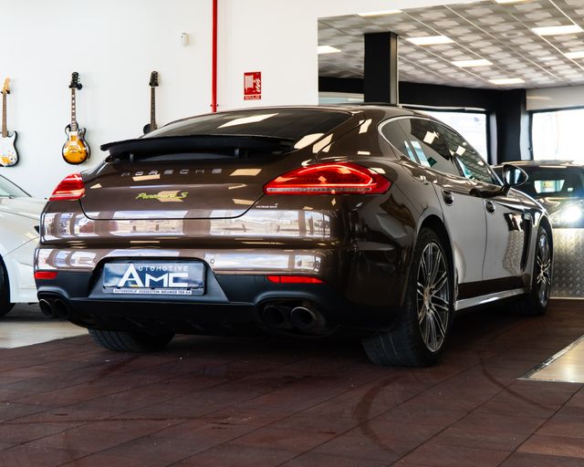 Porsche Panamera S E-Hybrid