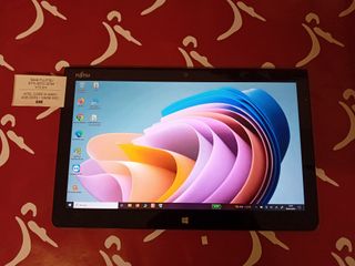 Tablet Windows FUJITSU STYLISTIC Q704 