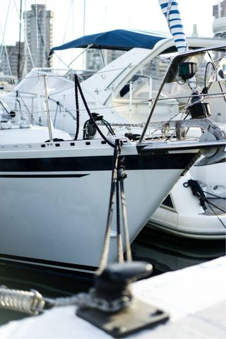 Limpieza de barcos en Valencia  Marina y Puerto 