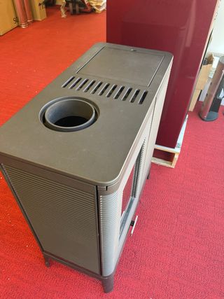 Estufa leña/Pellet Akimix Invicta