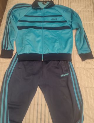 Chándal 80.  estilo españa 82.   futbol  Adidas