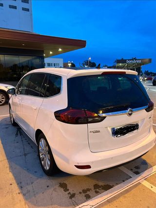 Opel Zafira Tourer 2015