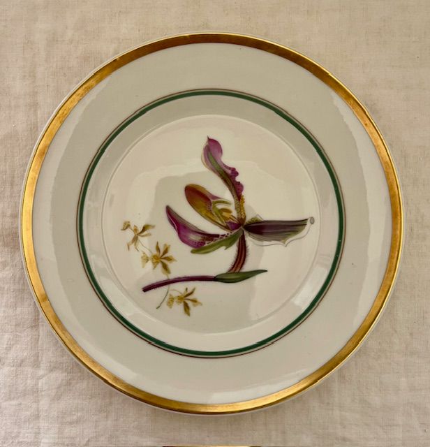 PLATO DE PORCELANA ROYAL COPENHAGEN