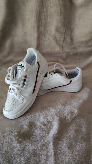 Adidas continental