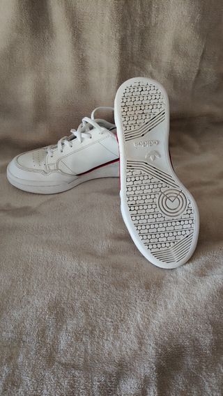 Adidas continental