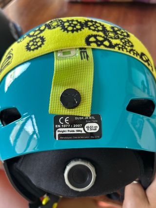 Cascos de nieve con gafas incluidas 