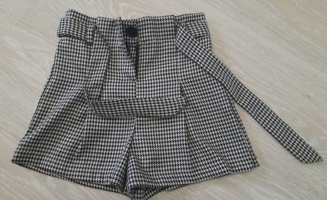 Pantalón corto niña