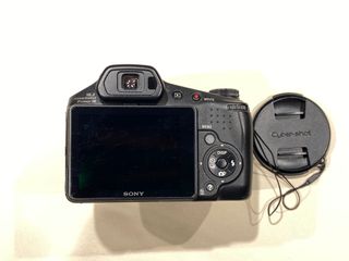 Camara de fotos Sony Cyber-shot DSC-HX200V