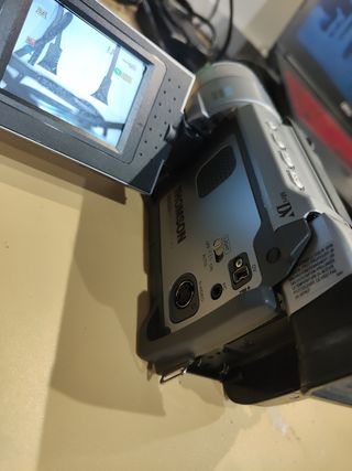 VIDEO CAMARA THOMSON VMD722 SIN BATERÍA 