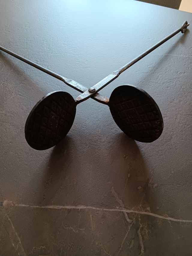 Stampo antico per cialde