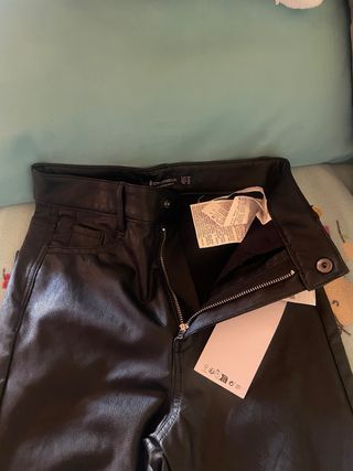 pantalones cuero 