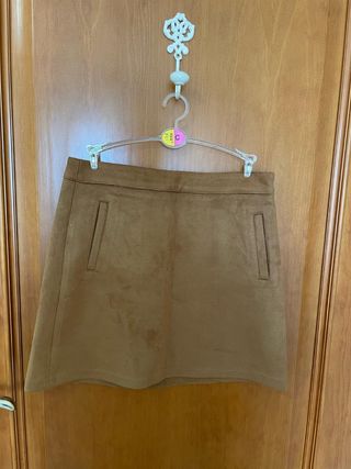 Falda corta