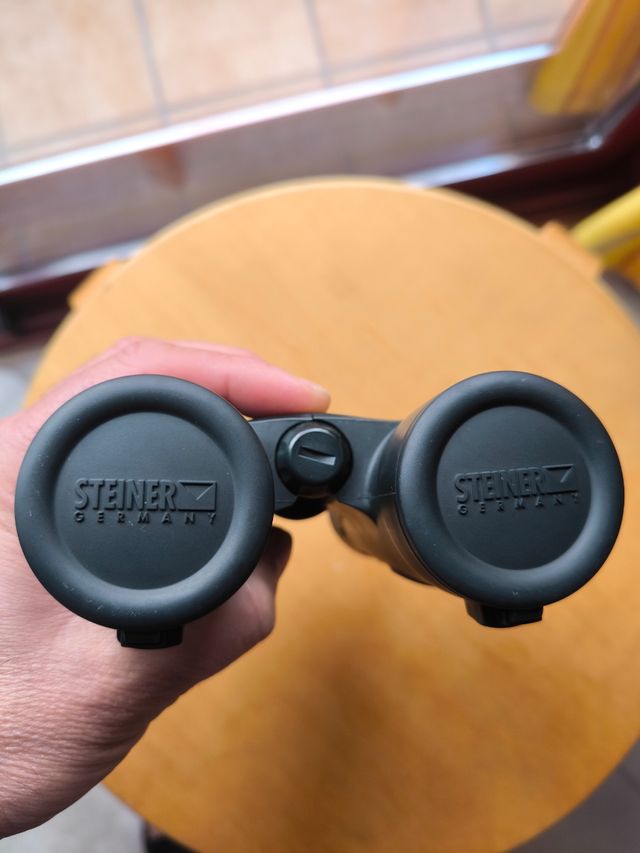 Prismáticos Steiner Skyhawk 10x32