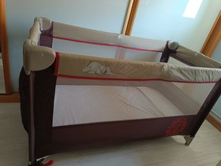 Cuna de viaje