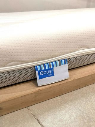 Cama tipi montessori con somier 70x140cm