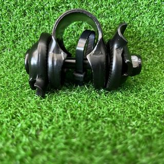 Abrazadera de sillín negra Fischer talla única