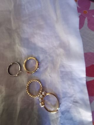 Anillos