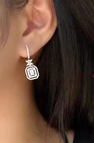 PENDIENTES SEMI LARGOS DE CIRCONITAS