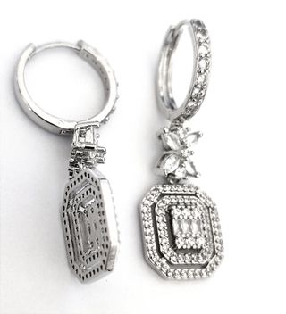 PENDIENTES SEMI LARGOS DE CIRCONITAS
