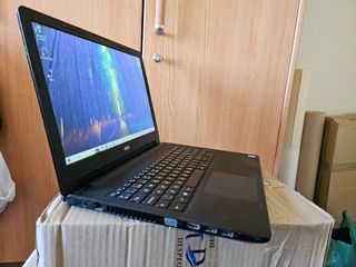 Dell vostro 3568 i5 SSD