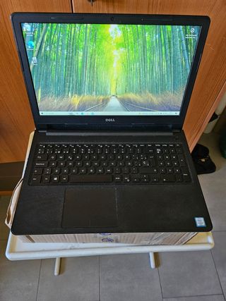 Dell vostro 3568 i5 SSD