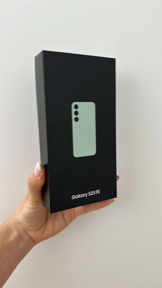 CAJA SAMSUNG S23 FE MINT 128 GB