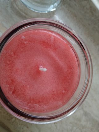 Candela Yankee Candle coral peony