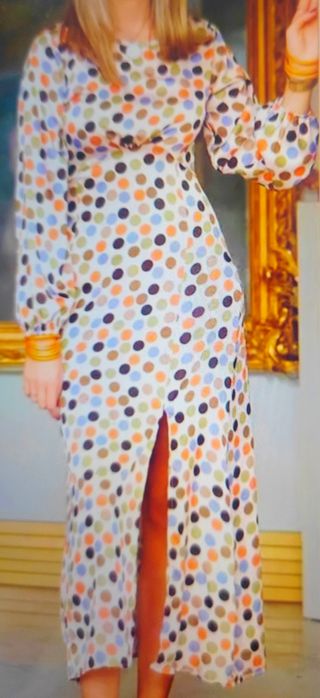 Vestido midi lunares 