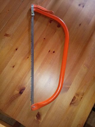 Sierra manual para leña