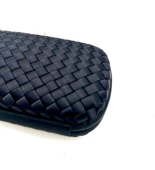  Bottega Veneta – Clutch Knot