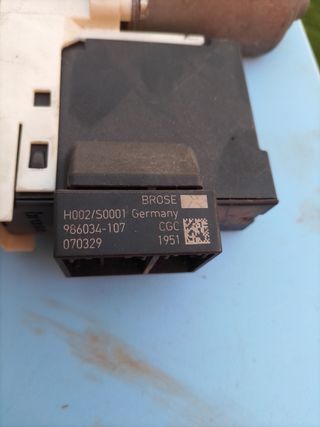 2 motores elevalunas eléctricos de Seat