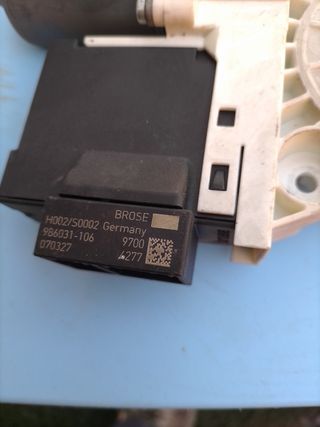 2 motores elevalunas eléctricos de Seat